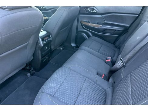 Used 2019 GMC Acadia SLE FWD image 13