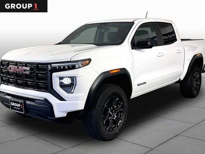 Used 2024 GMC Canyon Elevation