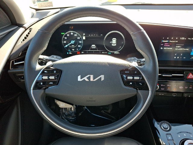 Certified 2023 Kia Niro Wind FWD image 20