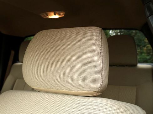 Used 2013 Ford F150 XLT w/ Luxury Equipment Group image 32