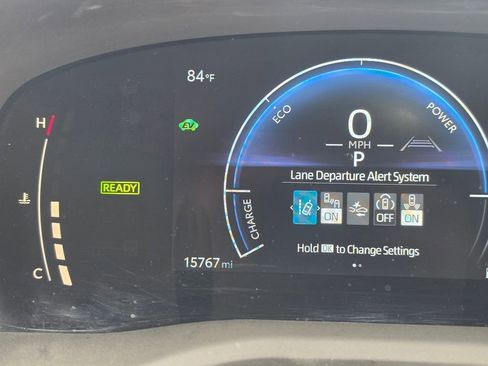 Used 2025 Toyota Camry SE FWD image 11