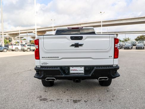 Used 2025 Chevrolet Silverado 1500 LT Trail Boss w/ LT Trail Boss Premium Package AWD/4WD image 23