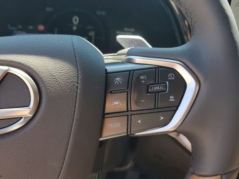 Used 2026 Lexus RX 350h w/ Convenience Package image 23