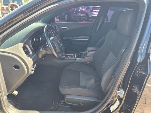 Used 2022 Dodge Charger R/T RWD image 11
