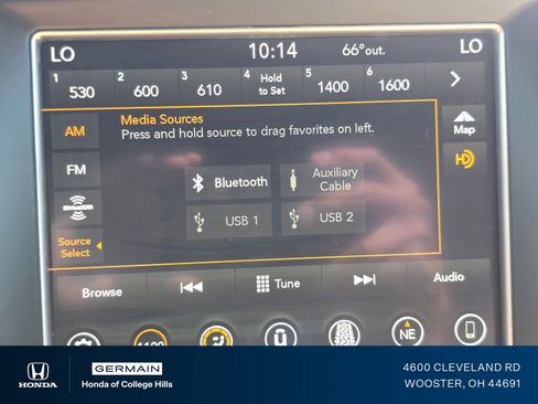 Used 2018 Jeep Grand Cherokee Laredo AWD/4WD image 12