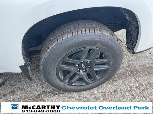 New 2025 Chevrolet Silverado 1500 Custom image 28