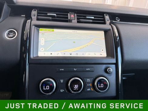 Used 2018 Land Rover Discovery SE AWD/4WD image 28