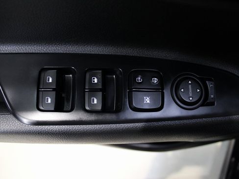 Used 2021 Kia Rio S image 24