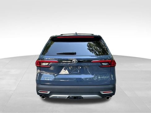Used 2024 Toyota Grand Highlander AWD Hybrid image 4