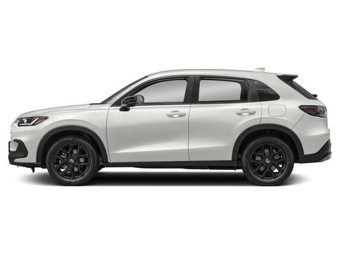 Used 2023 Honda HR-V Sport image 3