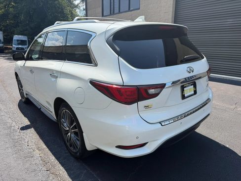 Used 2019 INFINITI QX60 Luxe w/ Sensory Package FWD image 9