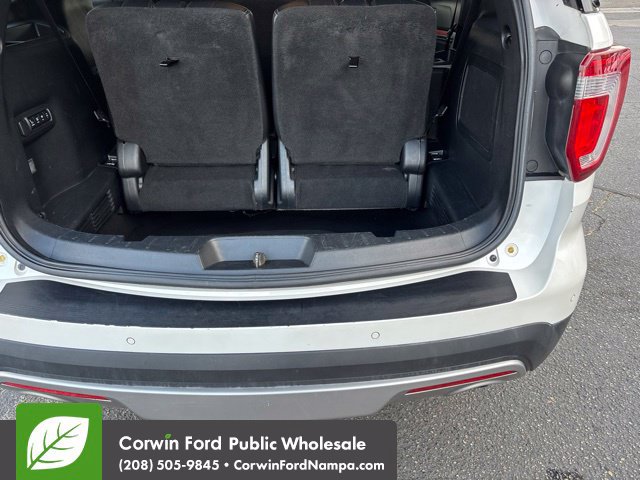 Used 2017 Ford Explorer Limited AWD/4WD image 31