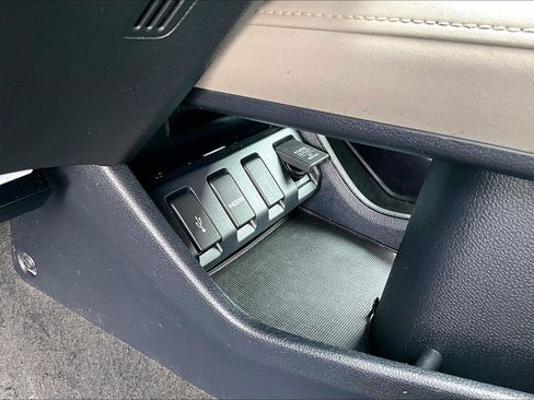 Used 2018 Honda HR-V EX image 23