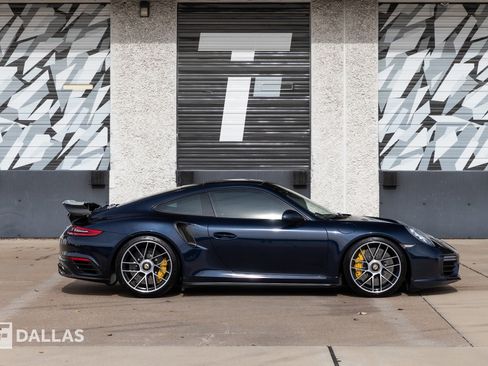 Used 2018 Porsche 911 Turbo S image 21