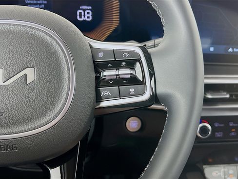New 2025 Kia Sorento EX image 16