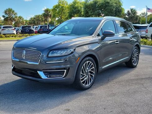 Used 2019 Lincoln Nautilus Reserve FWD image 3