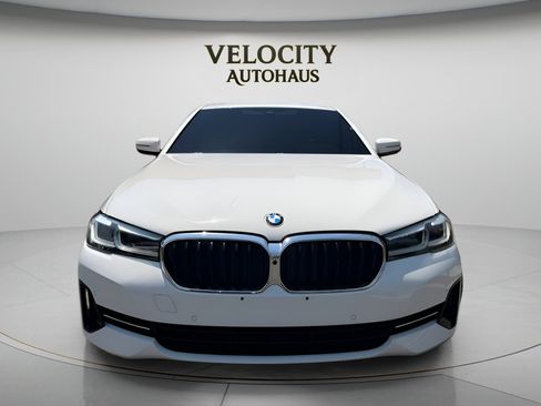 Used 2021 BMW 540i xDrive w/ Convenience Package AWD/4WD image 2