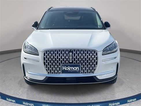 Used 2026 Lincoln Corsair Premiere image 2