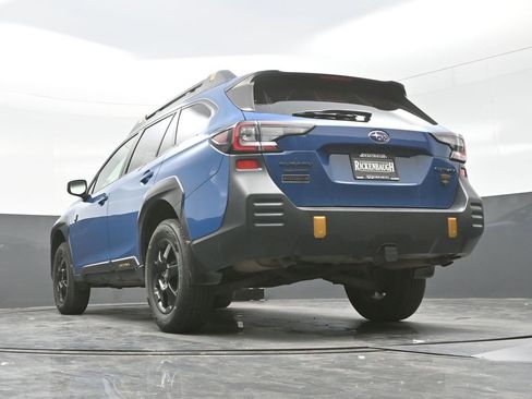 Used 2022 Subaru Outback Wilderness w/ Wilderness Package image 20