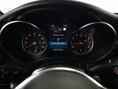 Used 2022 Mercedes-Benz GLC 300 4MATIC image 22
