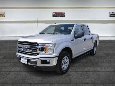 Used 2019 Ford F150 XLT w/ Equipment Group 301A Mid image 3