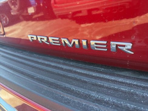 Used 2021 Chevrolet Tahoe Premier w/ Premium Package image 6