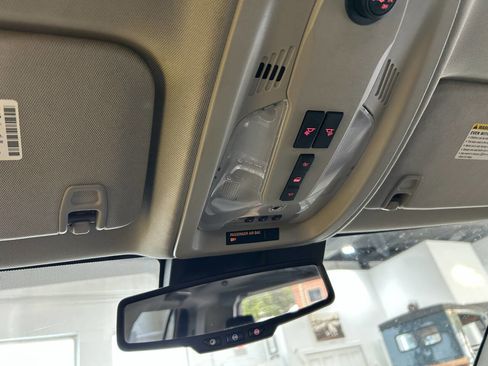 Used 2015 GMC Terrain SLT w/ Chrome Appearance Package image 15