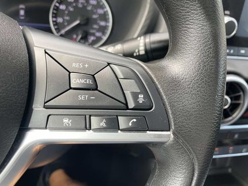Used 2024 Nissan Sentra SV FWD image 32
