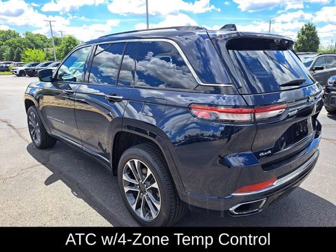 Used 2023 Jeep Grand Cherokee Overland w/ Luxury Tech Group IV AWD/4WD image 5