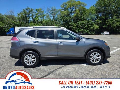 Used 2015 Nissan Rogue SV AWD/4WD image 6