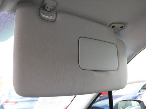 Used 2015 Subaru Forester 2.5i w/ Alloy Wheel Package image 25