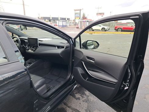 Used 2019 Toyota Corolla XSE image 16