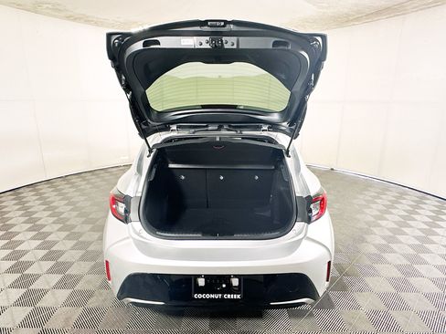 Used 2023 Toyota Corolla XSE FWD image 31