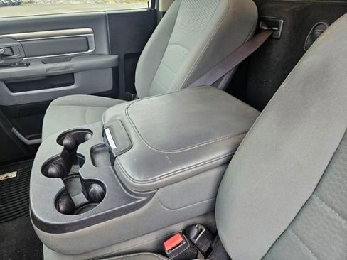 Used 2015 RAM 1500 Express image 25