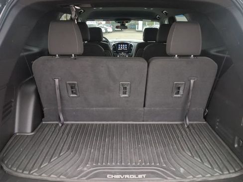 Certified 2023 Chevrolet Traverse LT FWD image 24