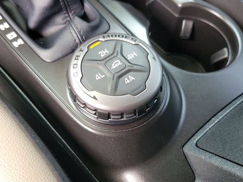 Used 2022 Ford Bronco Wildtrak AWD/4WD image 32