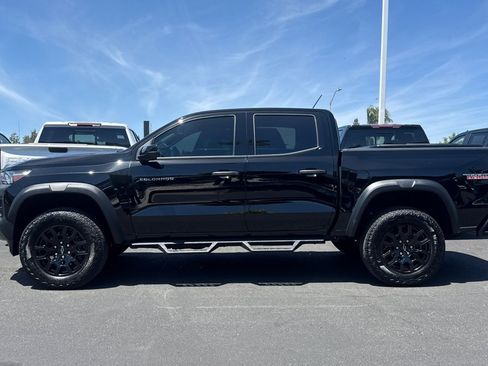 Used 2026 Chevrolet Colorado Trail Boss AWD/4WD image 8