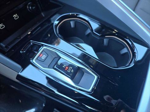 New 2025 Audi Q5 Prestige image 31