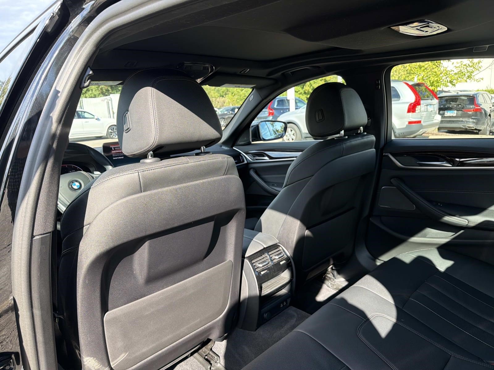Used 2022 BMW 530i xDrive w/ Premium Package AWD/4WD image 22