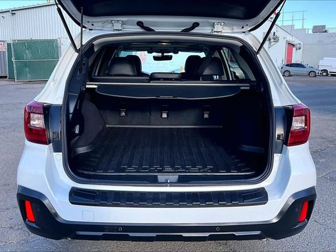 Used 2019 Subaru Outback 3.6R Limited AWD/4WD image 31