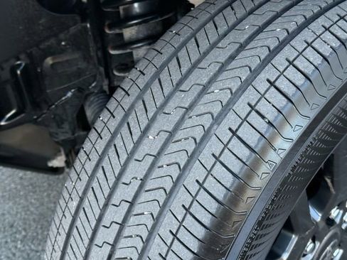 Certified 2025 Toyota 4Runner SR5 image 35