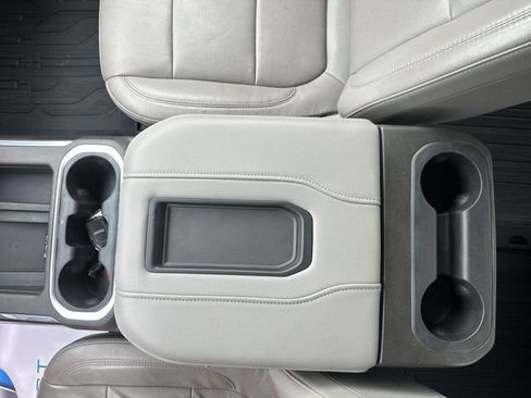 Used 2019 GMC Sierra 1500 SLT w/ SLT Premium Plus Package RWD image 20
