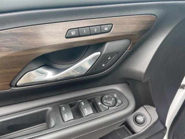 Used 2018 GMC Terrain Denali w/ LPO, 'HIT The Road' Package AWD/4WD image 6