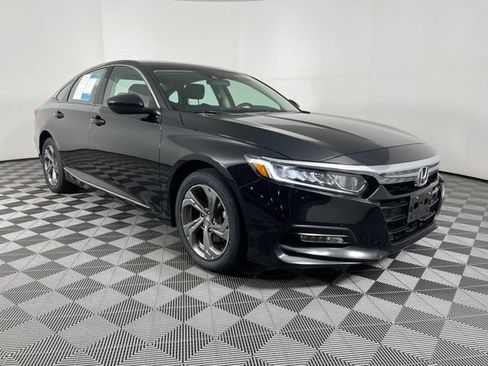 Used 2019 Honda Accord EX image 3