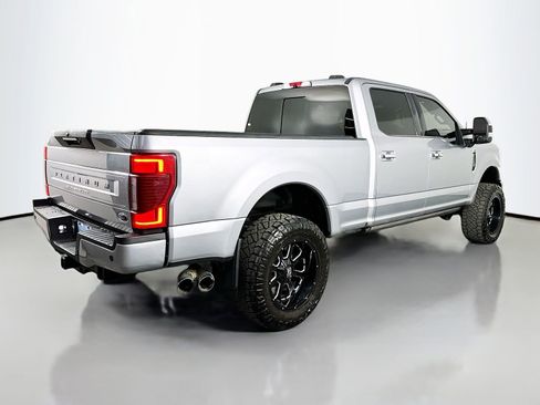Used 2022 Ford F250 Platinum w/ FX4 Off-Road Package image 7
