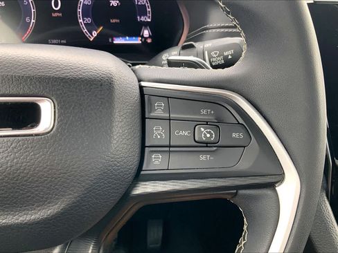 Used 2024 Jeep Grand Cherokee L Laredo RWD image 22