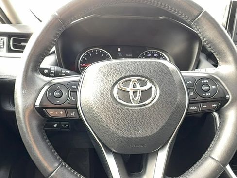 Used 2019 Toyota RAV4 XLE w/ Convenience Package image 19