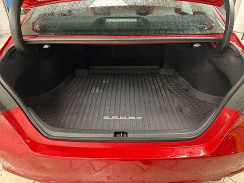 Used 2022 Toyota Camry SE image 36