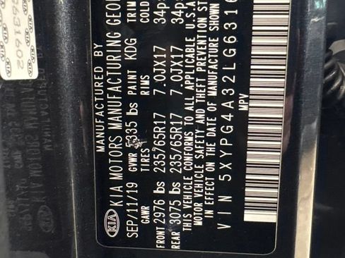Used 2020 Kia Sorento LX FWD image 30