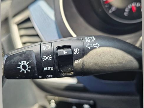 Used 2021 Kia Seltos S FWD image 18